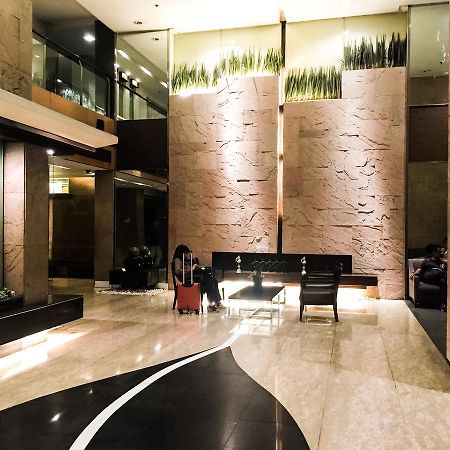 Antel Serenity Suites At Poblacion Makati Makati City Exterior photo